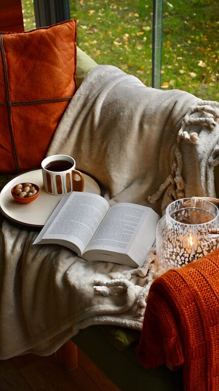 Tips for Creating a Cozy Reading Nook in Your Home